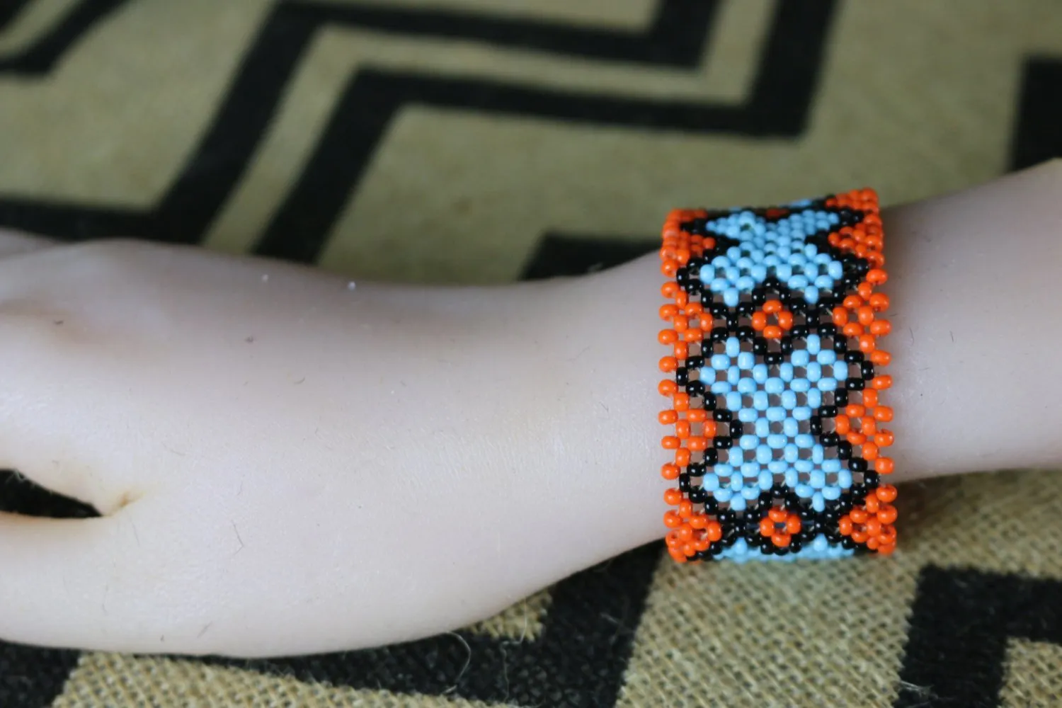 Art# K124  4  inch Original Kayapo Traditional Peyote stitch Beaded Bracelet from Brazil.