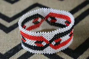 Art# K189  4 inch. Original Kayapo Traditional Peyote stitch Beaded Bracelet from Brazil.