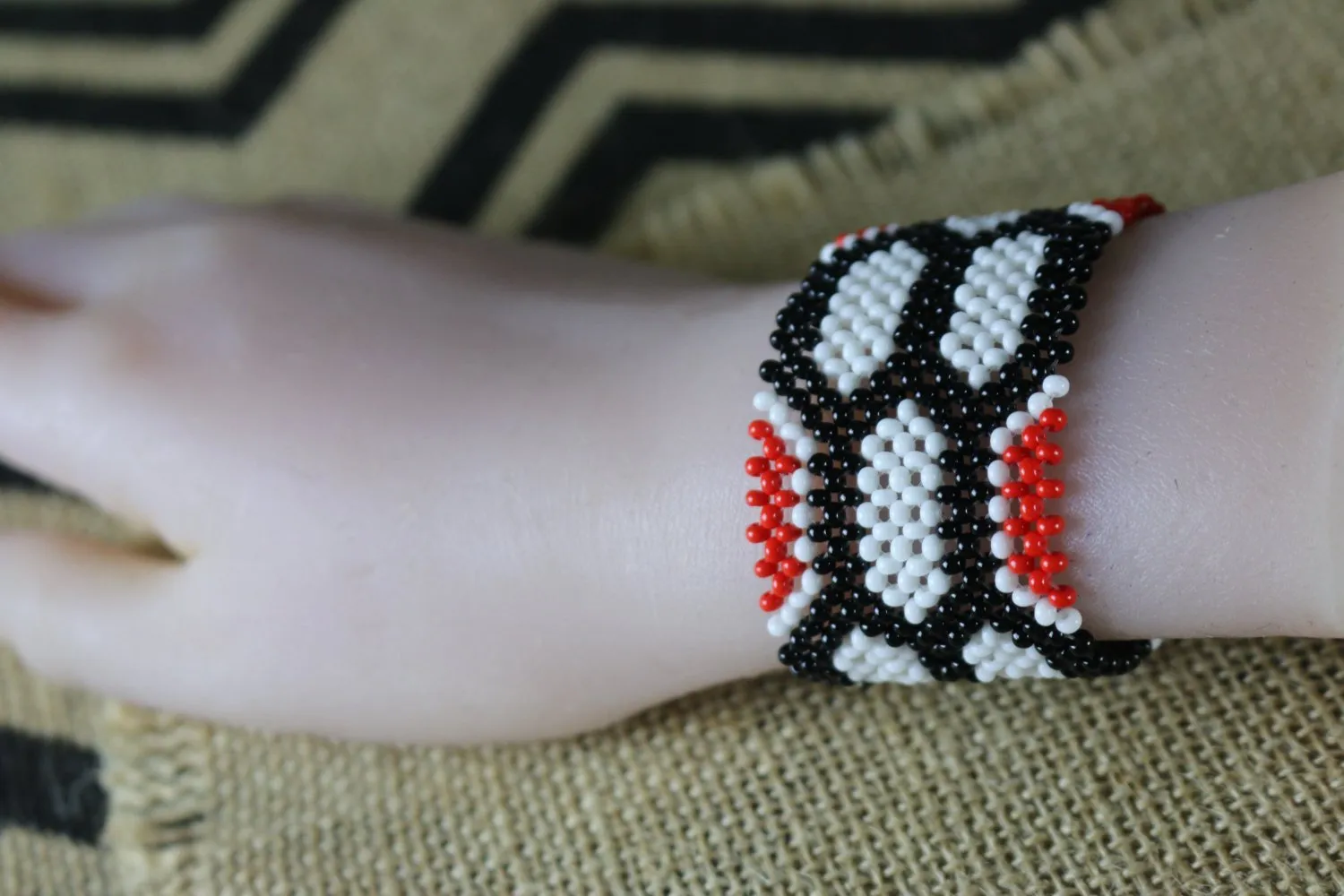 Art# K266  3.5  inch. Original Kayapo Traditional Peyote stitch Beaded Bracelet from Brazil.