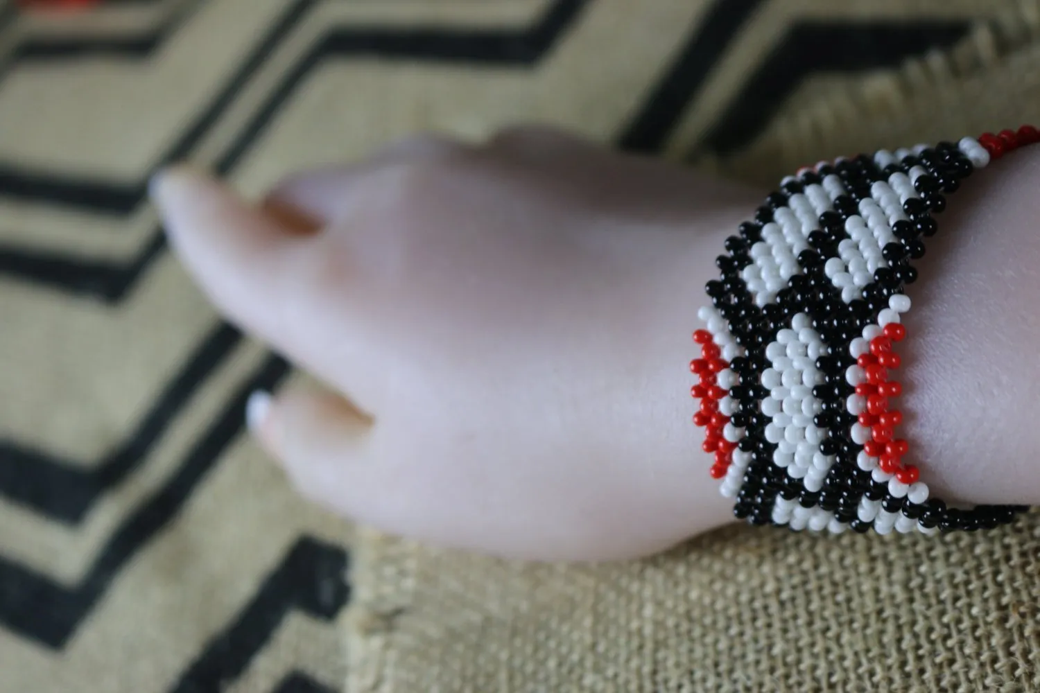 Art# K266  3.5  inch. Original Kayapo Traditional Peyote stitch Beaded Bracelet from Brazil.