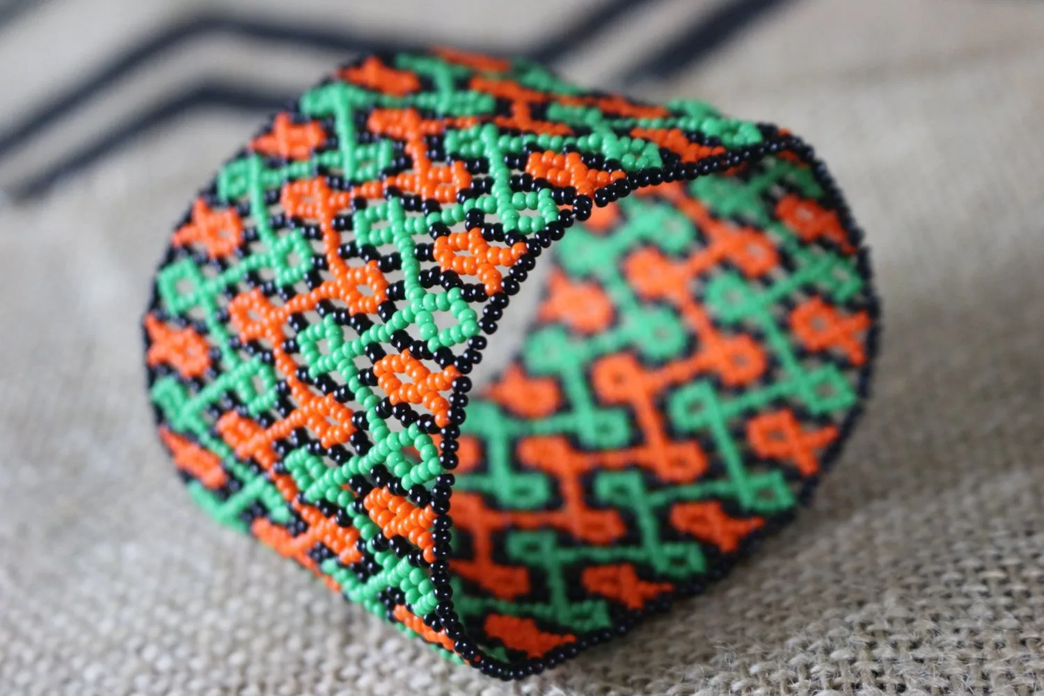 Art# K295  3  inch. Original Kayapo Traditional Peyote stitch Beaded Bracelet from Brazil.