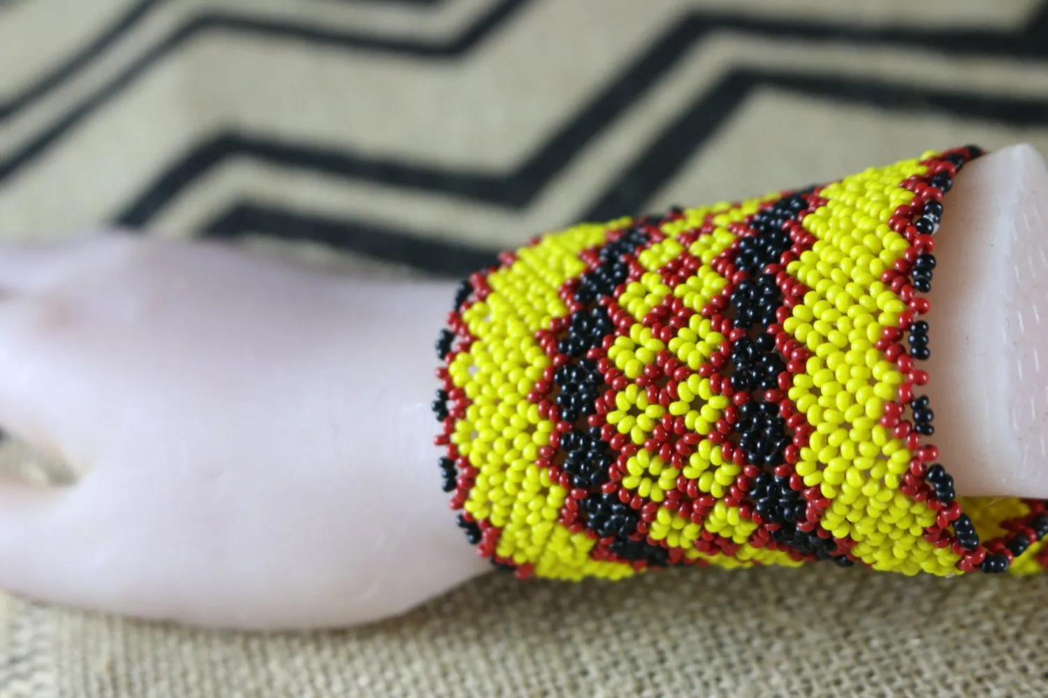Art# K301  4   inch. Original Kayapo Traditional Peyote stitch Beaded Bracelet from Brazil.
