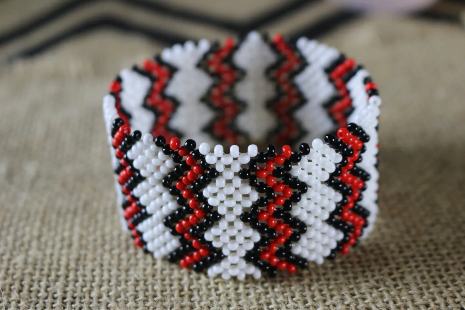 Art# K356  3.5  inch. Original Kayapo Traditional Peyote stitch Beaded Bracelet from Brazil