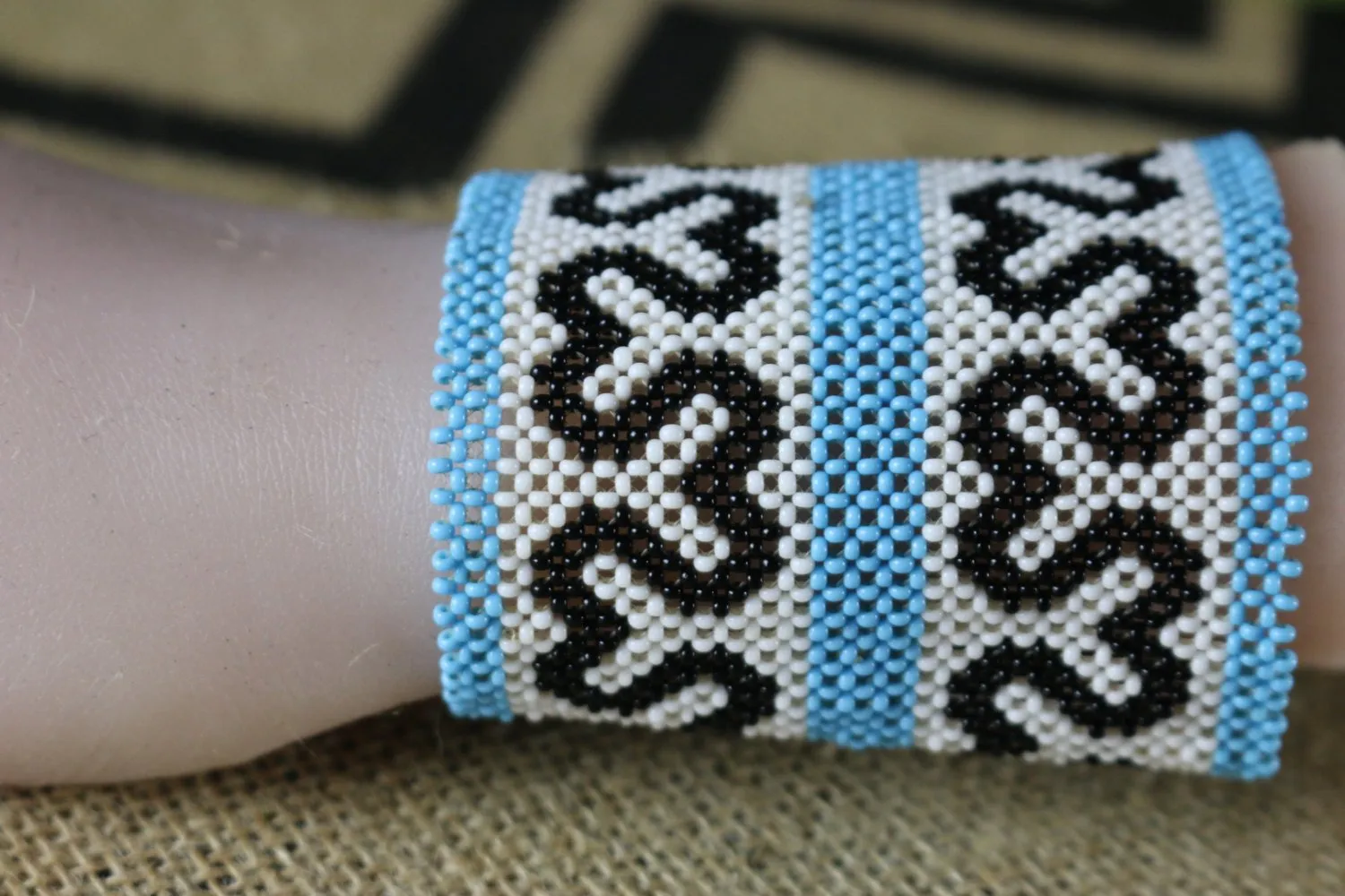 Art# K384  3.5  inch. Original Kayapo Traditional Peyote stitch Beaded Bracelet from Brazil