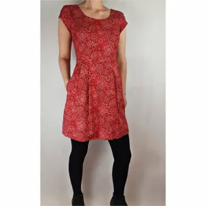 Birds of North pre-owned America red print dress with pockets size 8