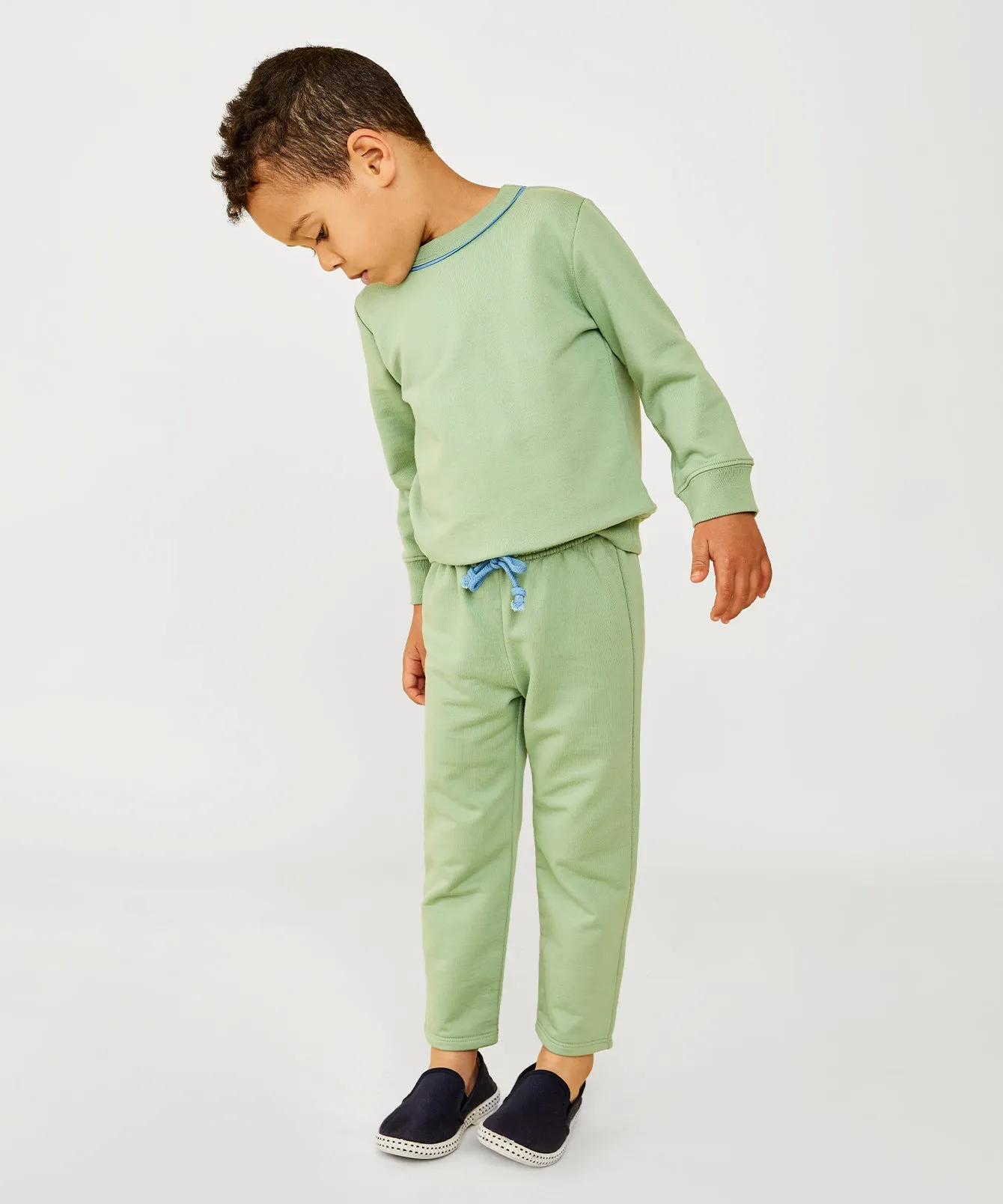Chris Jogger, Basil