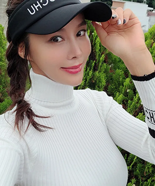CHUCUCHU High-Neck Ribbed Knit Top - White