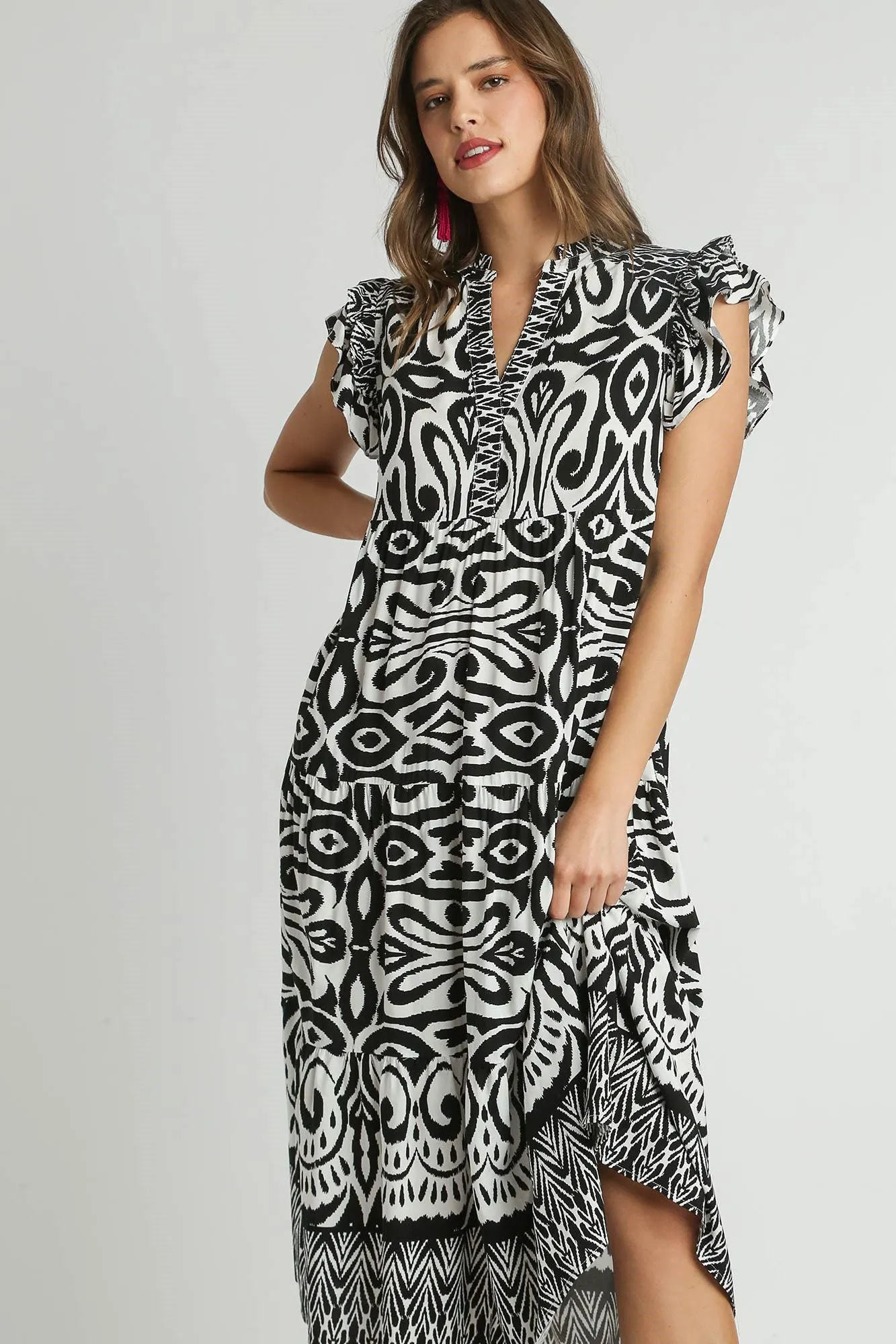 Feel The Energy Black Two Tone Border Midi Dress