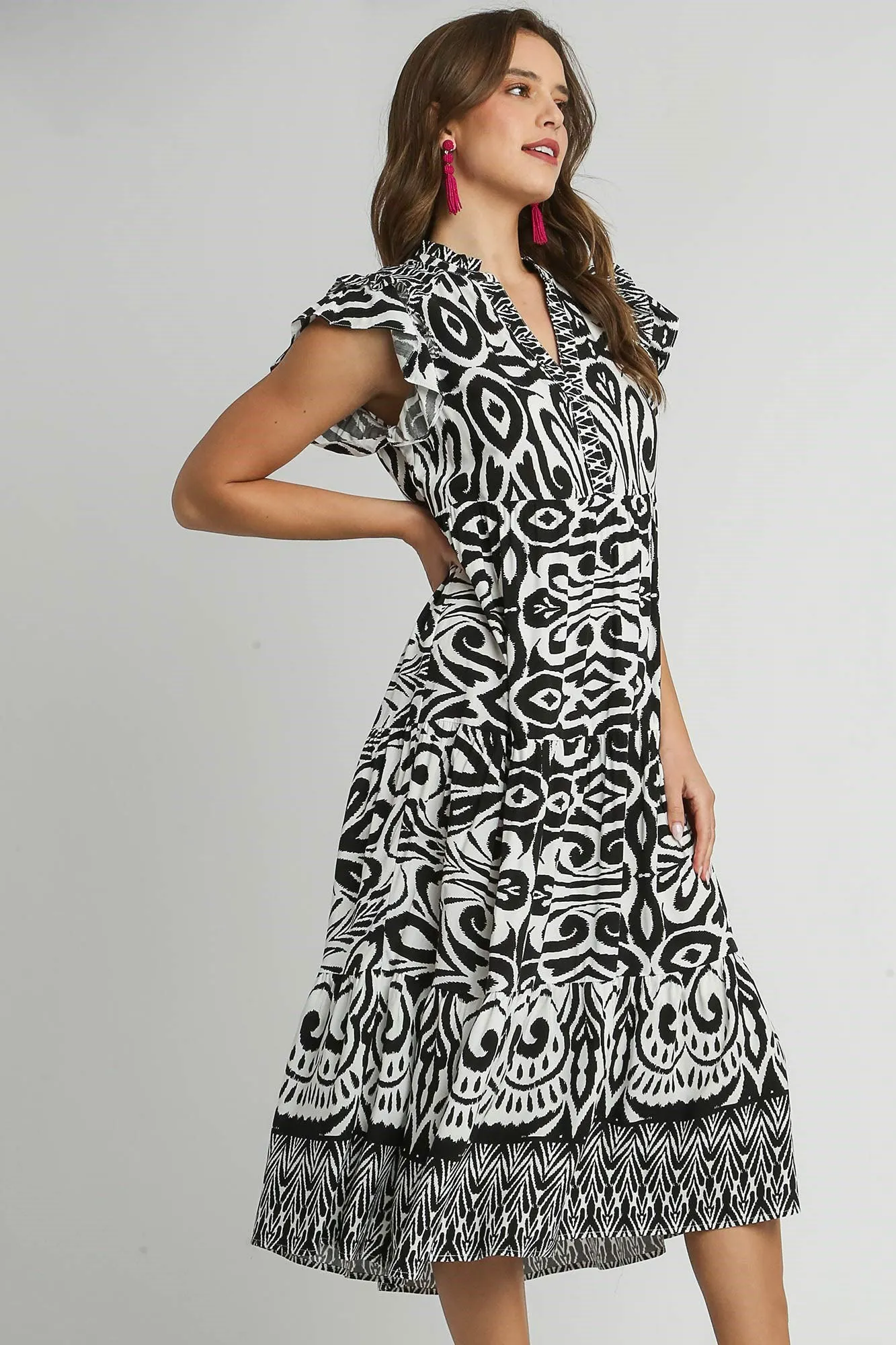 Feel The Energy Black Two Tone Border Midi Dress