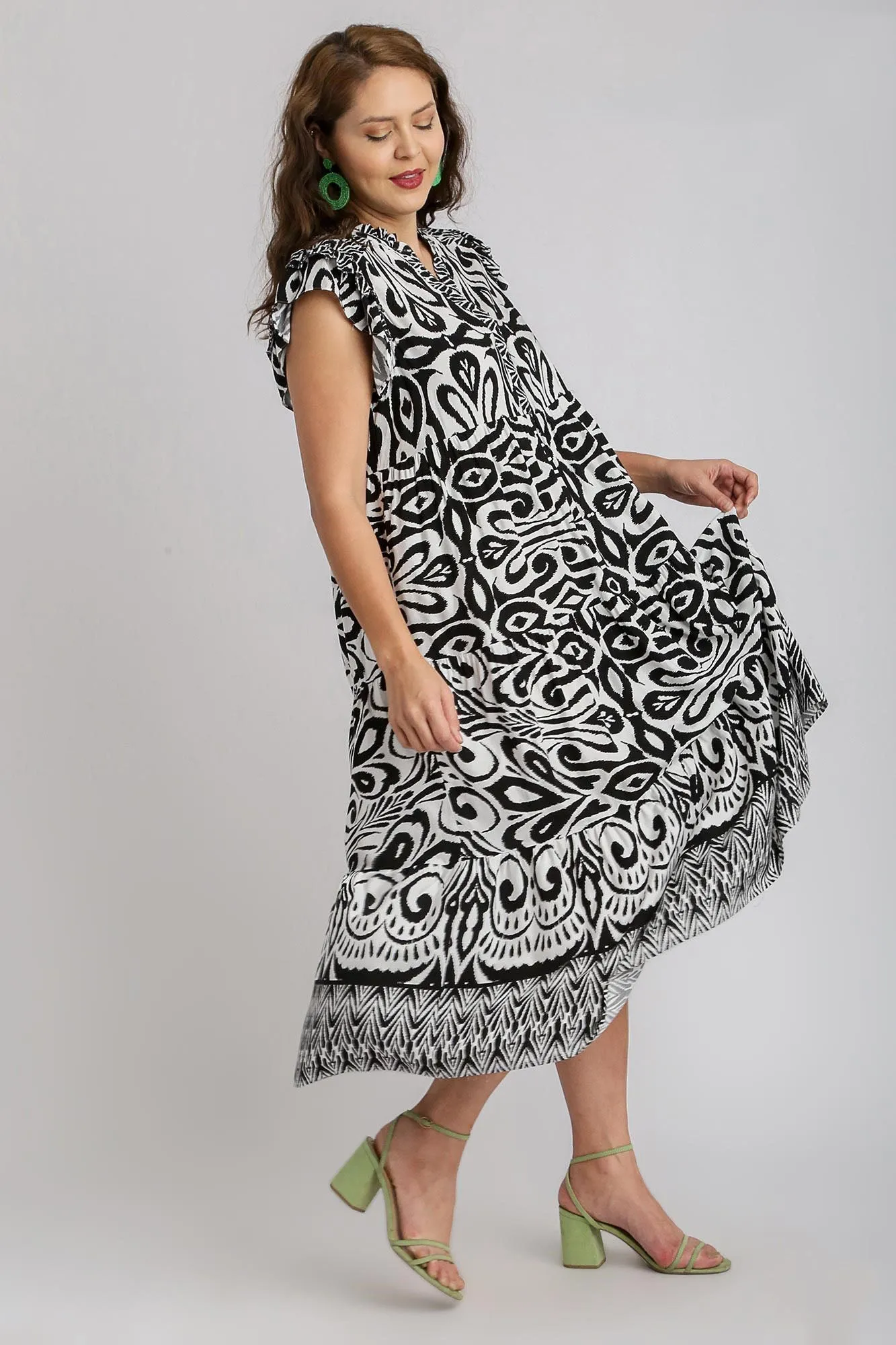 Feel The Energy Black Two Tone Border Midi Dress