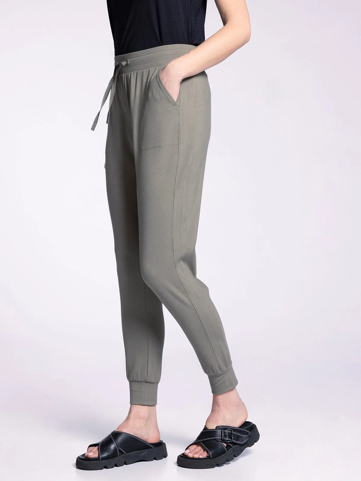 JUNIE TRAVEL JOGGER- PREPACK 6 UNITS