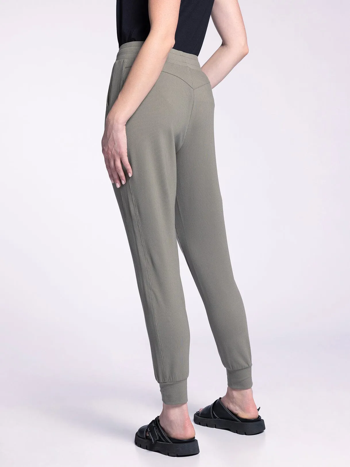 JUNIE TRAVEL JOGGER- PREPACK 6 UNITS