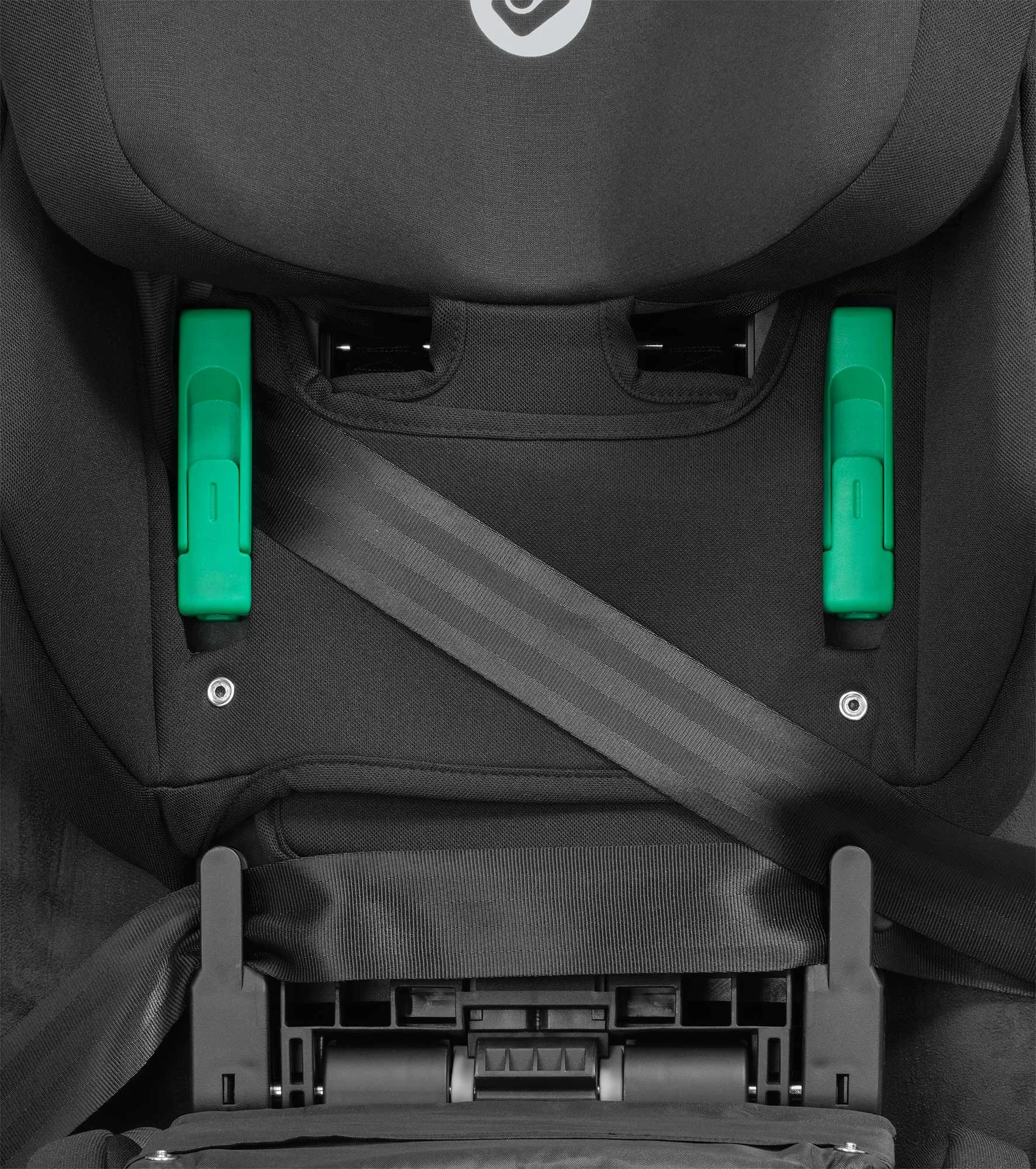 Maxi-Cosi Nomad Plus Folding Car Seat in Authentic Black