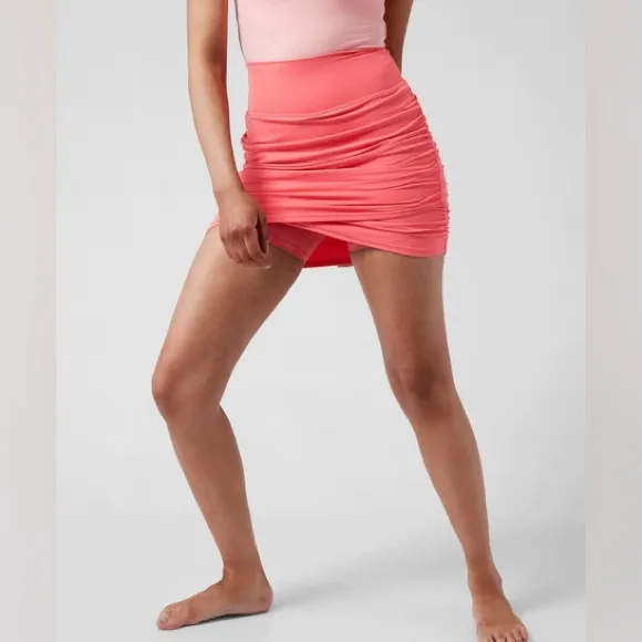 NWT Athleta Transcend SkortUltra-lightweight for a barely-there feeling.