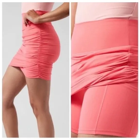 NWT Athleta Transcend SkortUltra-lightweight for a barely-there feeling.
