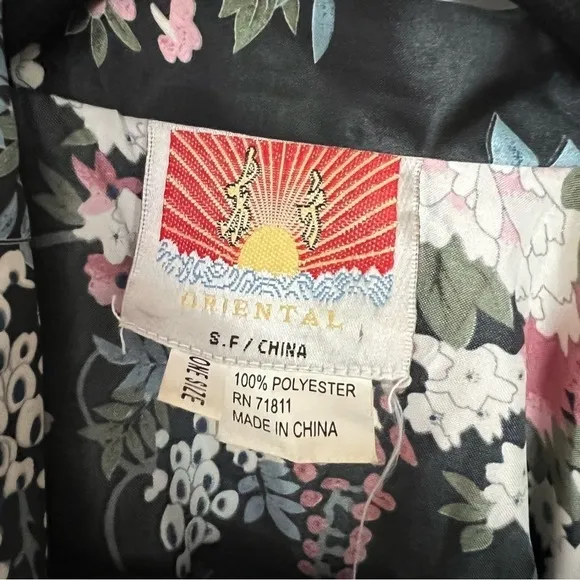 Oriental Black Pink Floral Kimono Robe One Size