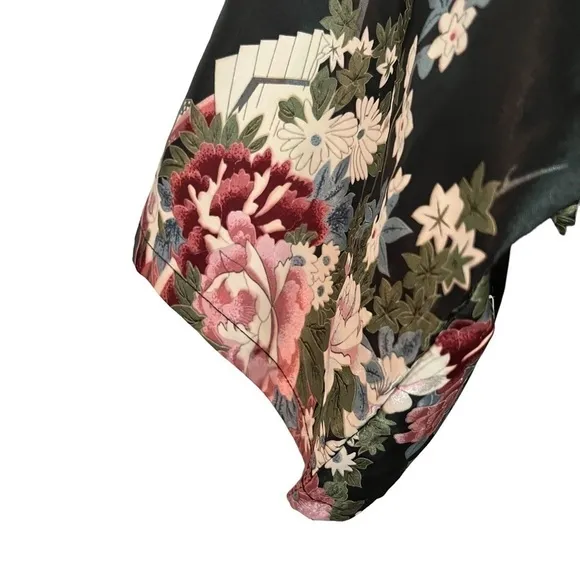 Oriental Black Pink Floral Kimono Robe One Size