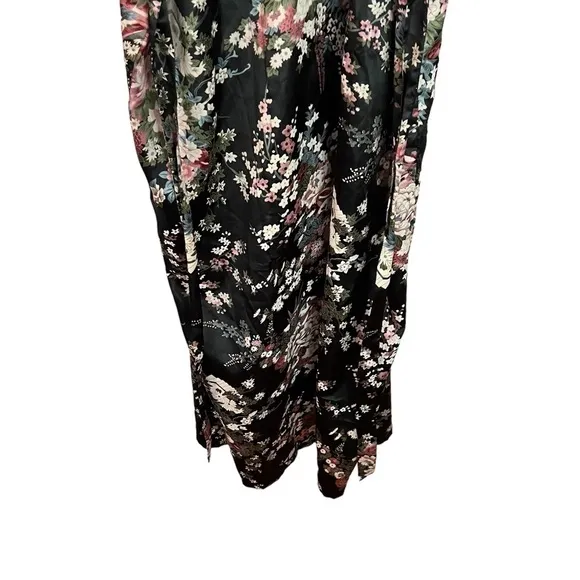 Oriental Black Pink Floral Kimono Robe One Size