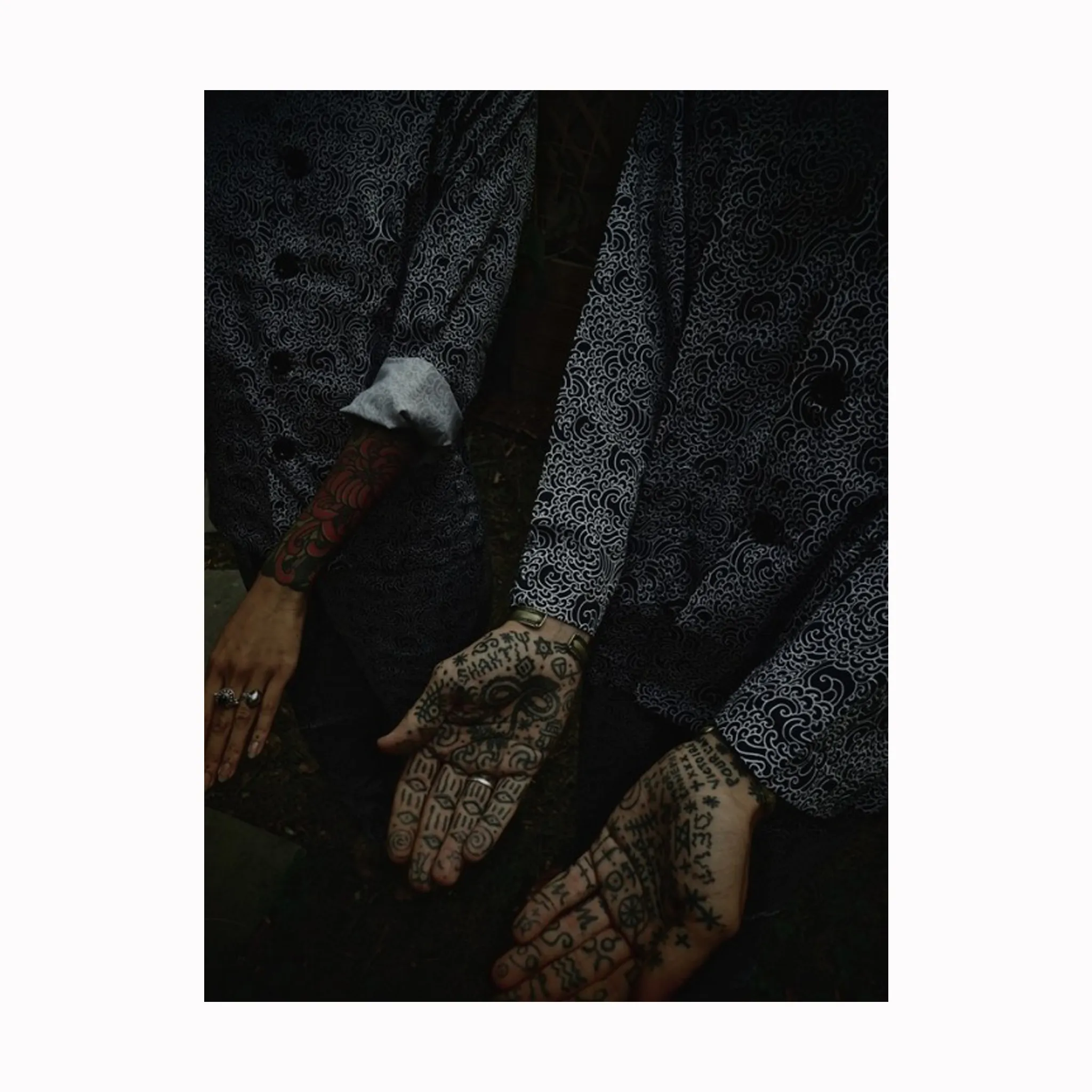 "GUY LE TATOOER X LOCO MOSQUITO" ALLOVER BLACK WAVES WOMENS SHIRT JACKET