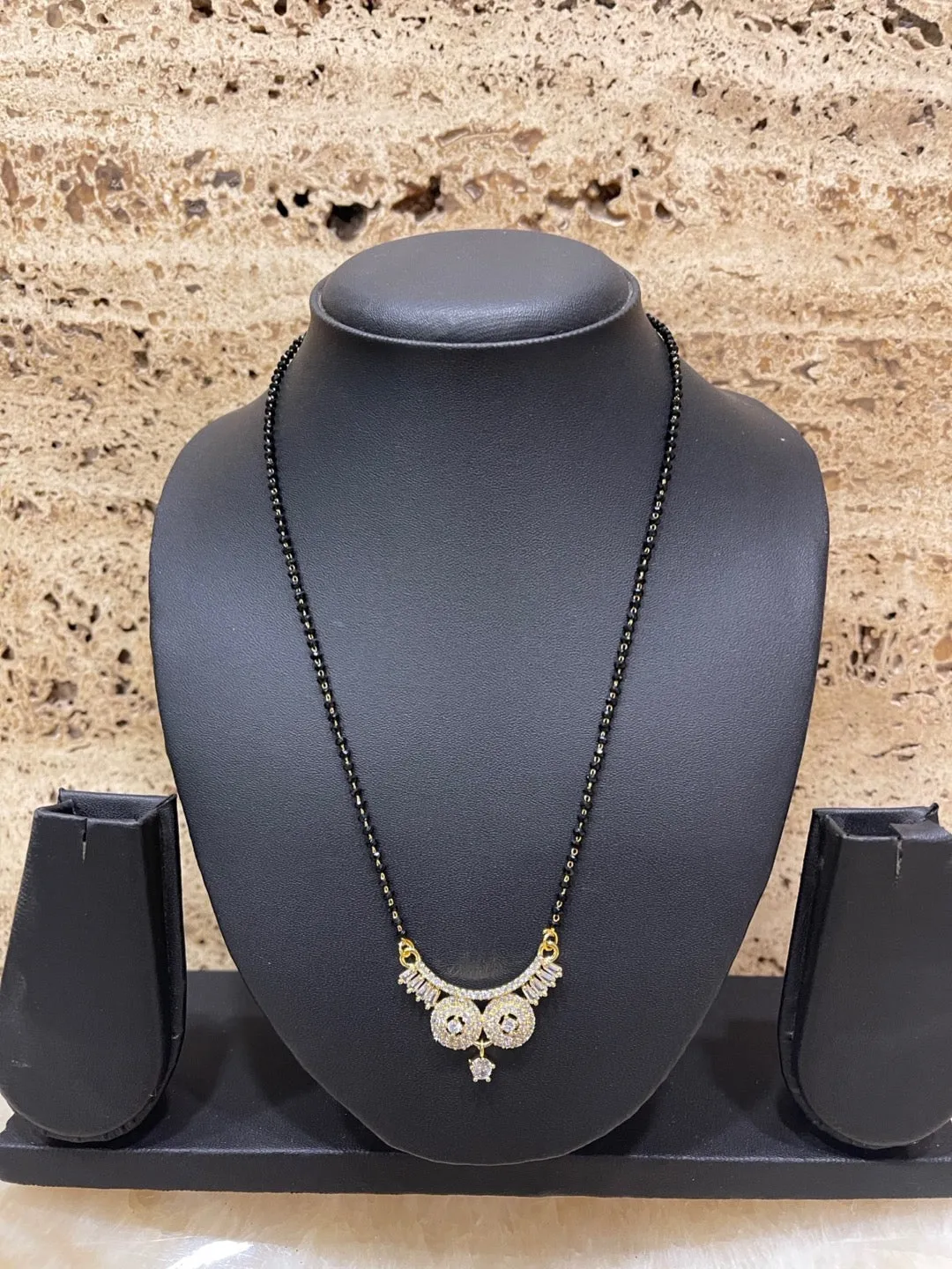 Short Mangalsutra Designs fancy gold diamond mangalsutra vati Pendant Crystal black beads chain