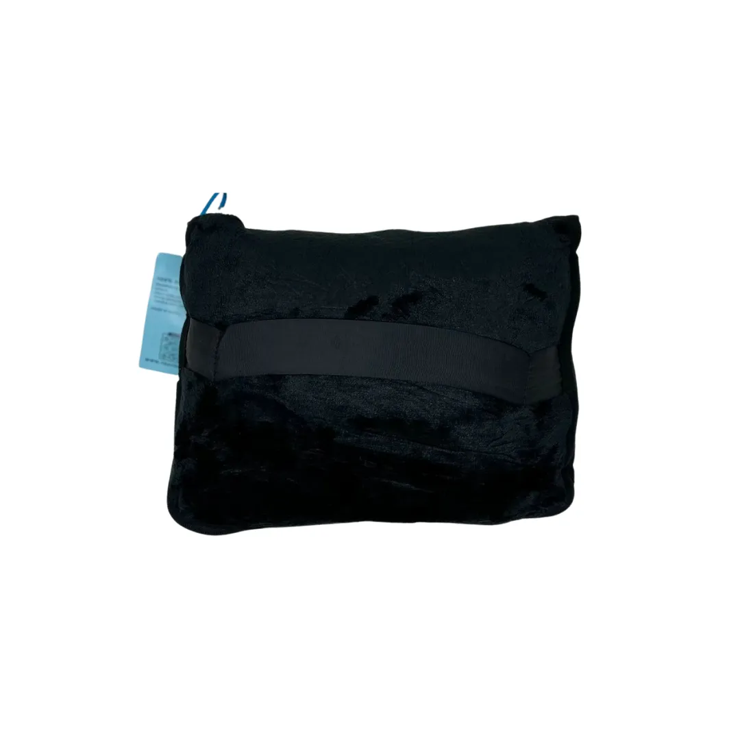 Travelest Foldable Travel Blanket with pouch