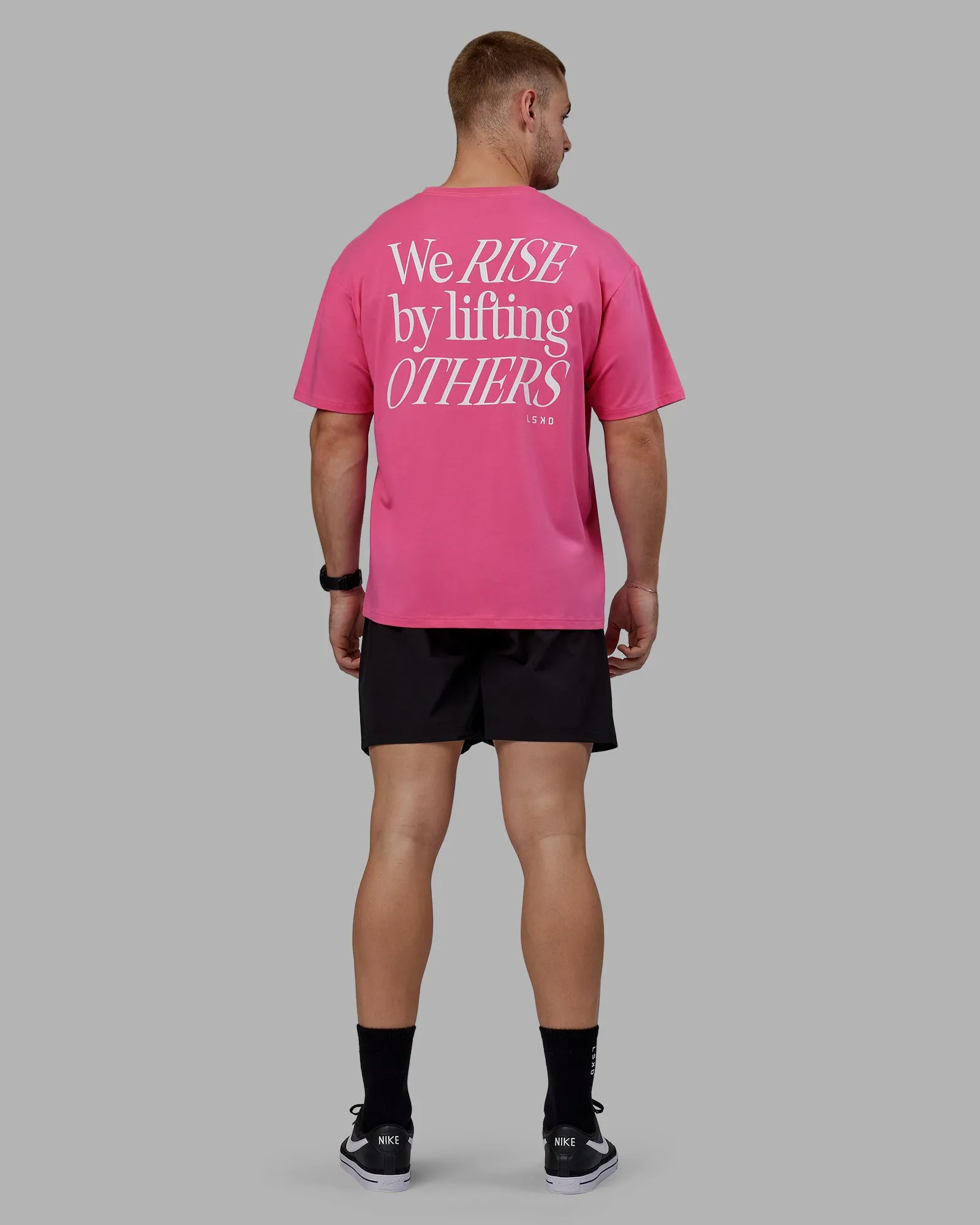Unisex Lift-Up FLXCotton Tee Oversize - Carmine Rose-White